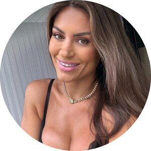 Goddess Sydney Thunder