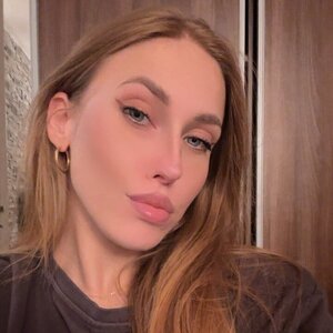 Blonde Pussy Jassie 😈 VIP