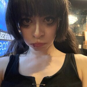 LuxxxTheFox