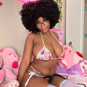 🎀 𝑏𝑜𝑛𝑛𝑖𝑒 🎀