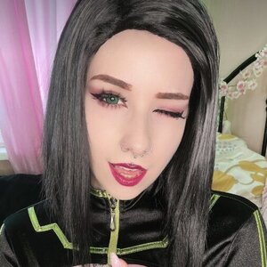 Yumi Petite hentai princess 👑