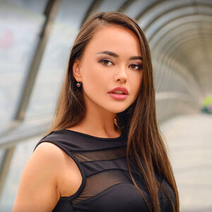 Anna Moon