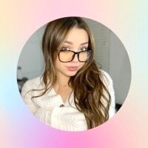Lydia Love 💗💕 FREE PAGE