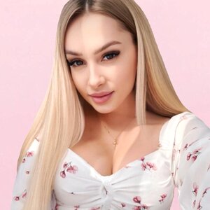 🌸Ella🌸