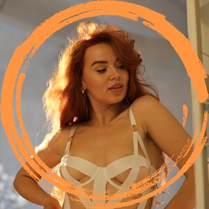 𝐌𝐈𝐒𝐒 𝐑𝐄𝐃𝐇𝐄𝐀𝐃🦊