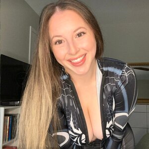Helena Sky