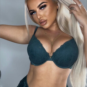 Niamh 🍀