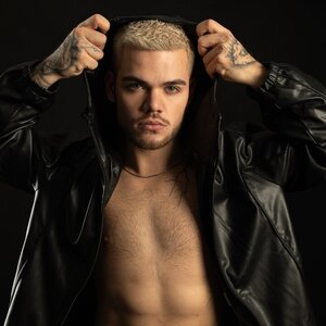 Master On Twinks 😈🖤⛓️