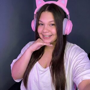 kiki 💜