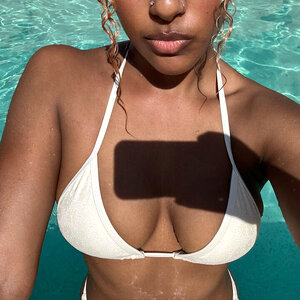 Kourtney<3