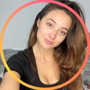 ZOE 👅