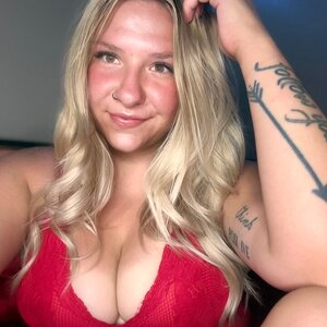 Brooke 🌹