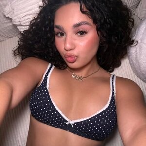 Desi Boo🩷