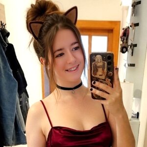 Akita - Cat Lady