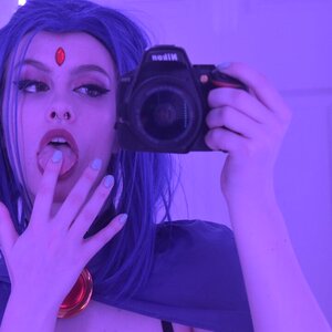 Cam