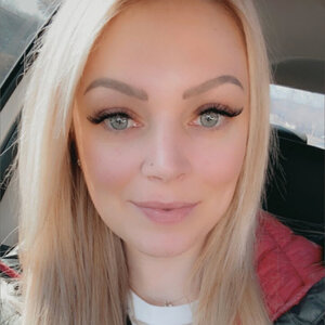 Haley | 6'3 Big Titty Blonde 🍒🩷