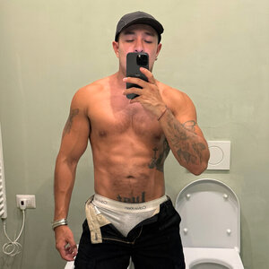 Iván FREE