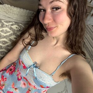 Anna ❤️ Hairy girlfriend