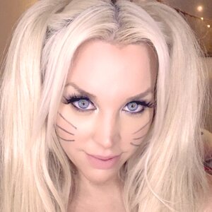 Blondie Fesser Buns 🏆 VIP PAGE 🏆