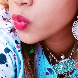 Priya Indian Hotwife (देसी माल)