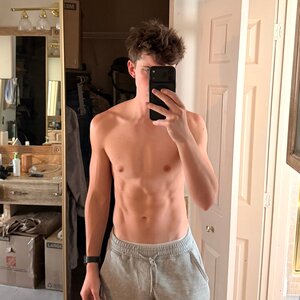 Noah Foxxx
