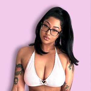 😈 Ashofficialxo
