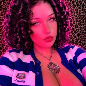 Chanel Frost | BEST Big Tittys on OF 🤠