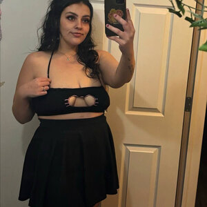 Natasha 💋 Free Shows Daily!