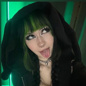 Milky 🖤