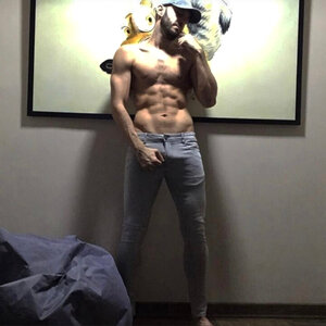 NakedGamer