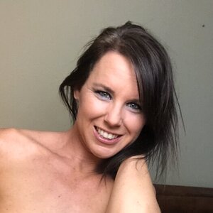 Riley Jacobs FREE Page!!