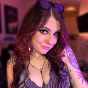 Lizzi Blake
