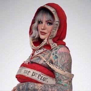 HEIDI LAVON
