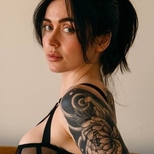 Nikky 🖤