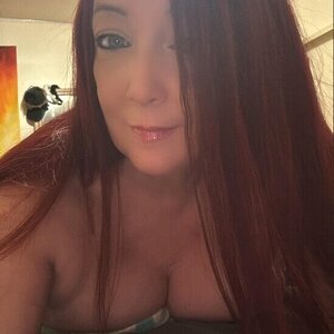 Scarlet Seductress
