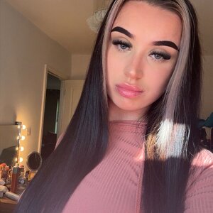 🌼𝒟𝒶𝒾𝓈𝓎🌼